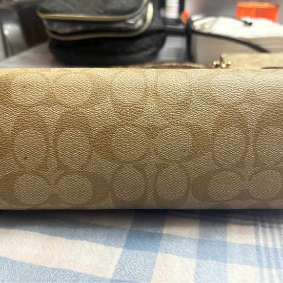 Coach Khaki  and cream with snake patter accent strap - Picture 4 of 9